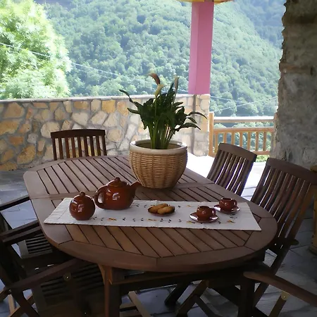 Casa Lago Gabriel Habitaciones Caldevilla de Rengos